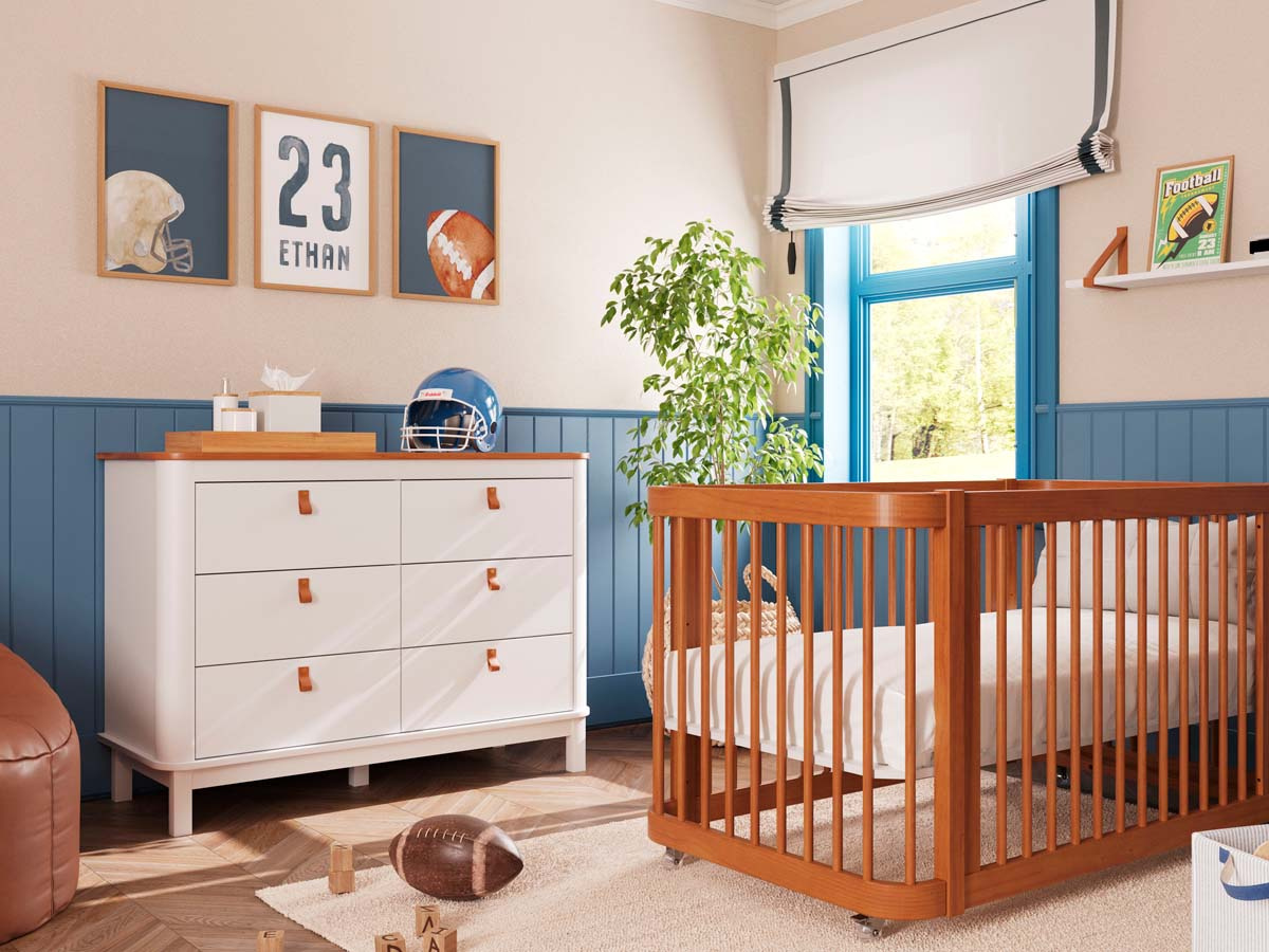 Cômoda 6 Gavetas Cromo/Evolutiva Puxador em Couro Natural 87 x 120 x 48  cm (A x L x P) - Cor Branco Com Nogueira